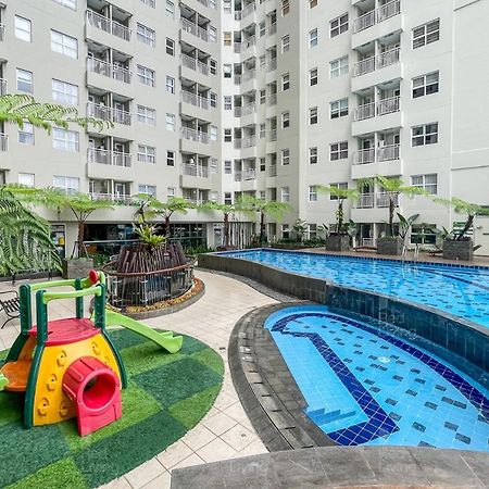 Redliving Apartemen Parahyangan Residence - Anton Rooms Bandung Kültér fotó