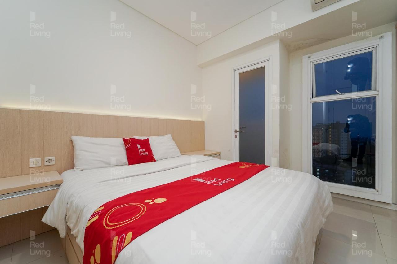 Redliving Apartemen Parahyangan Residence - Anton Rooms Bandung Kültér fotó