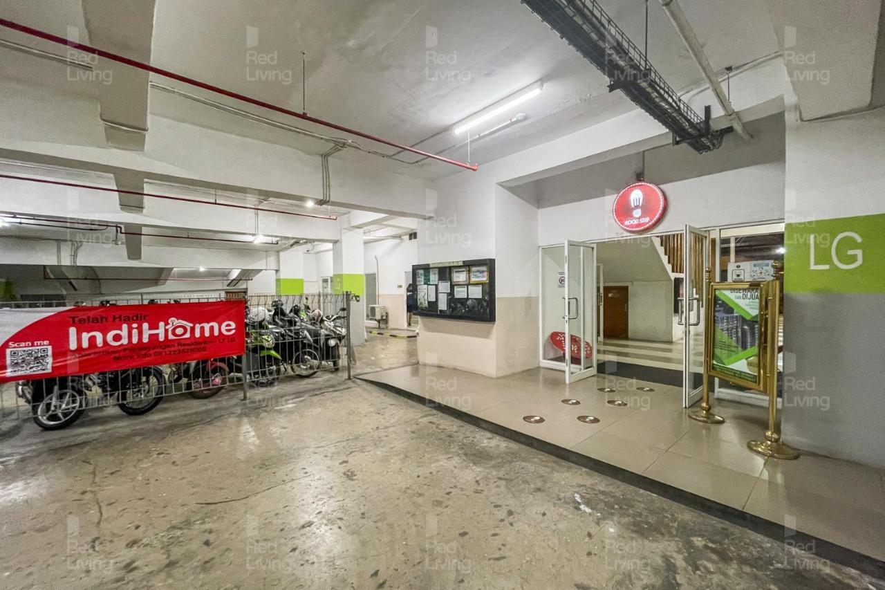 Redliving Apartemen Parahyangan Residence - Anton Rooms Bandung Kültér fotó