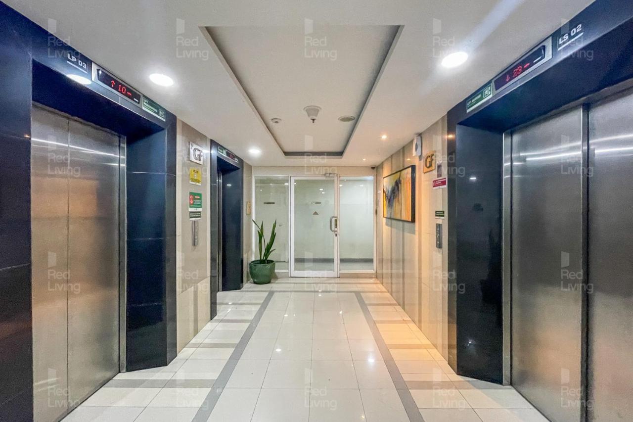 Redliving Apartemen Parahyangan Residence - Anton Rooms Bandung Kültér fotó